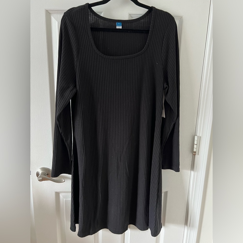 NWT Old Navy Long Sleeve Black Dress - XL